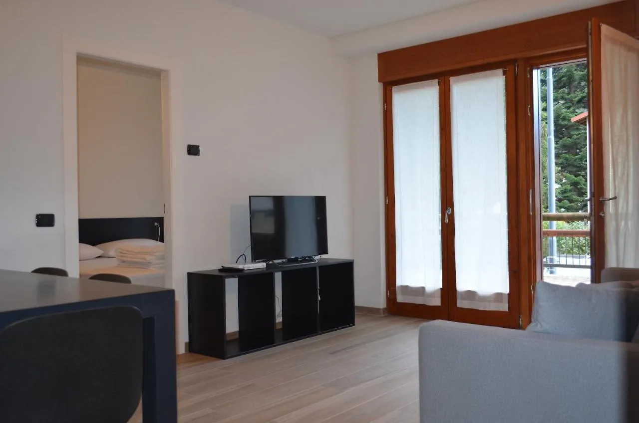 Appartamenti Sky Express Campodolcino Ιταλία